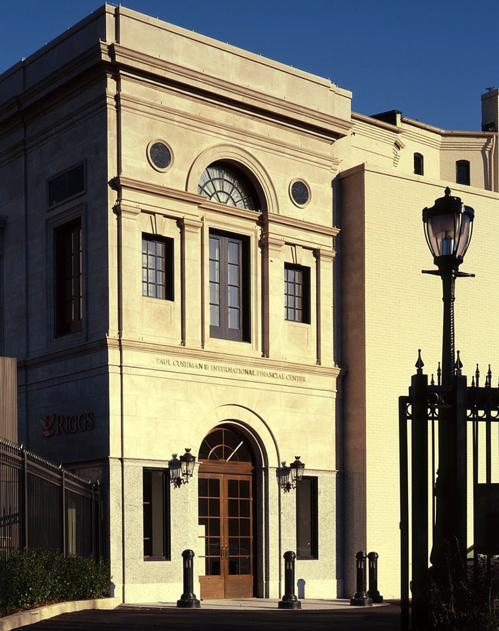 PAUL CUSHMAN III PAVILION RIGGS NATIONAL BANK